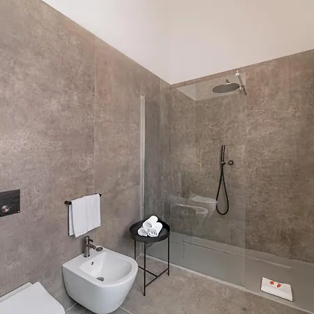Conrad Guest house *